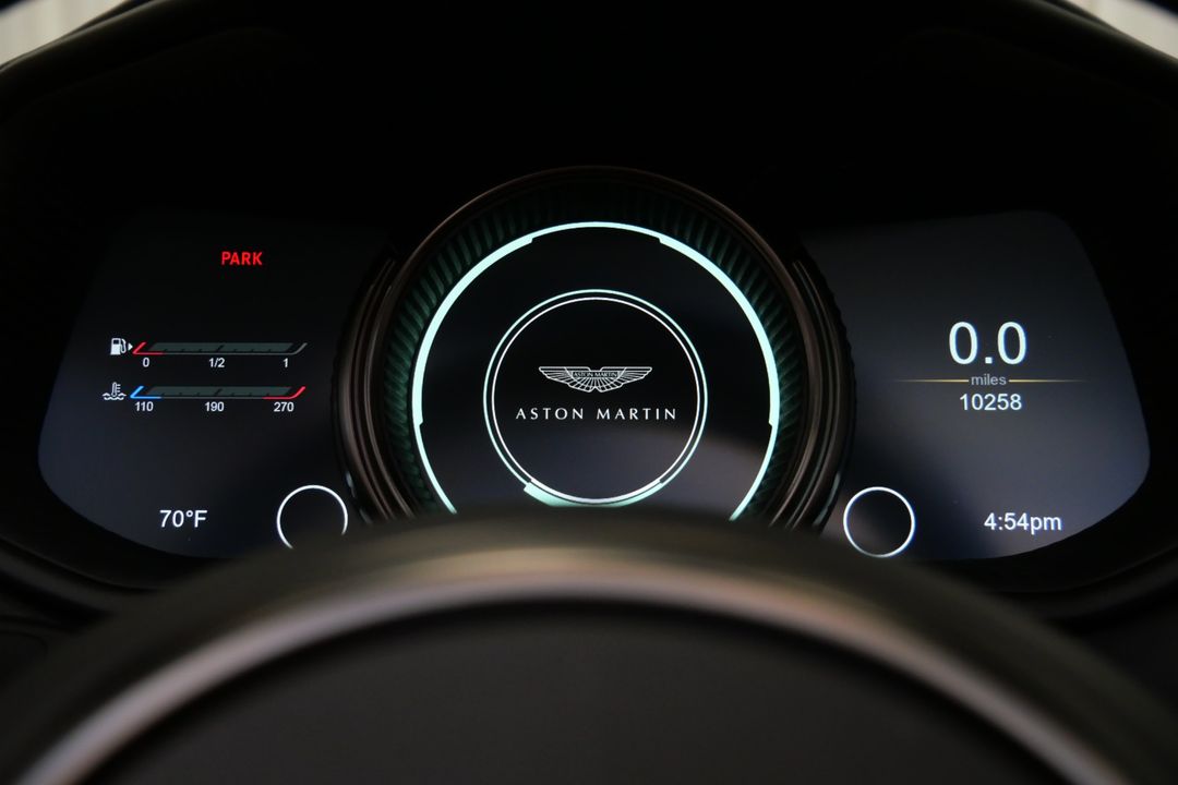 2021 Aston Martin DB11