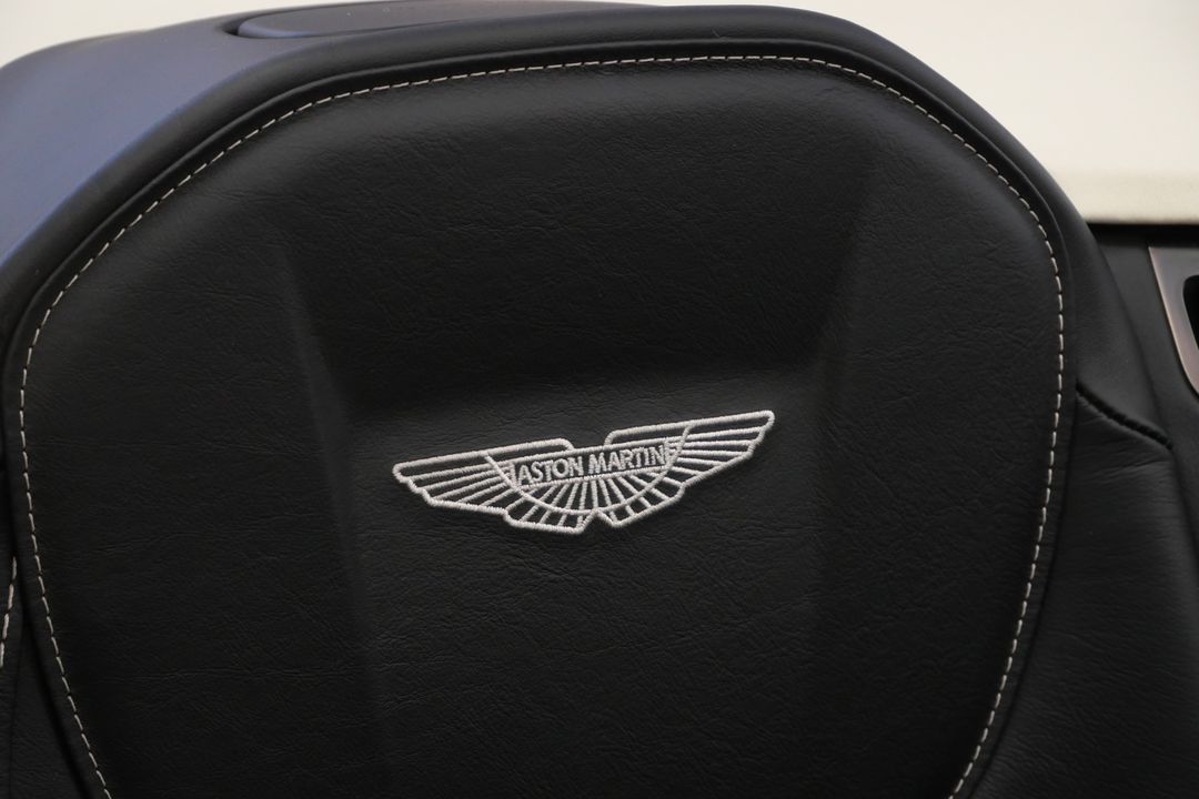 2021 Aston Martin DB11
