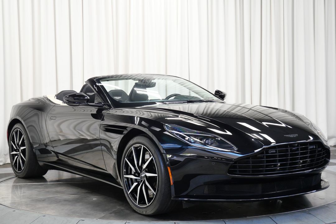2021 Aston Martin DB11