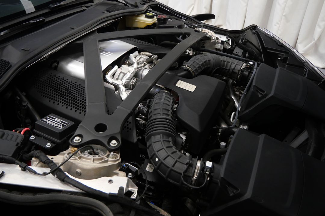 2021 Aston Martin DB11