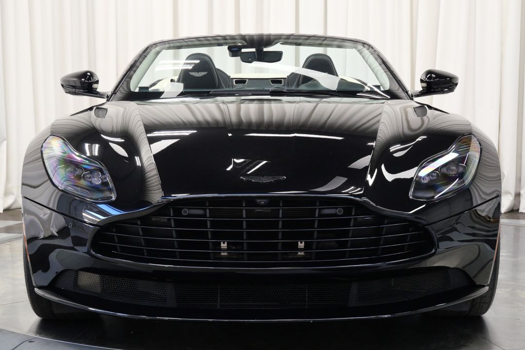 2021 Aston Martin DB11