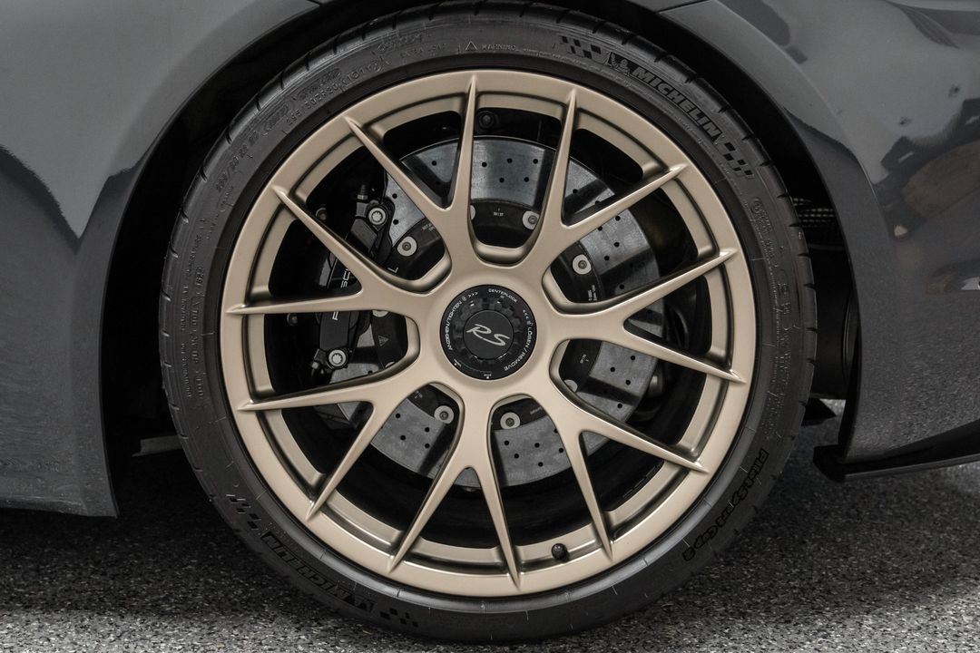2023 Porsche 718 Cayman