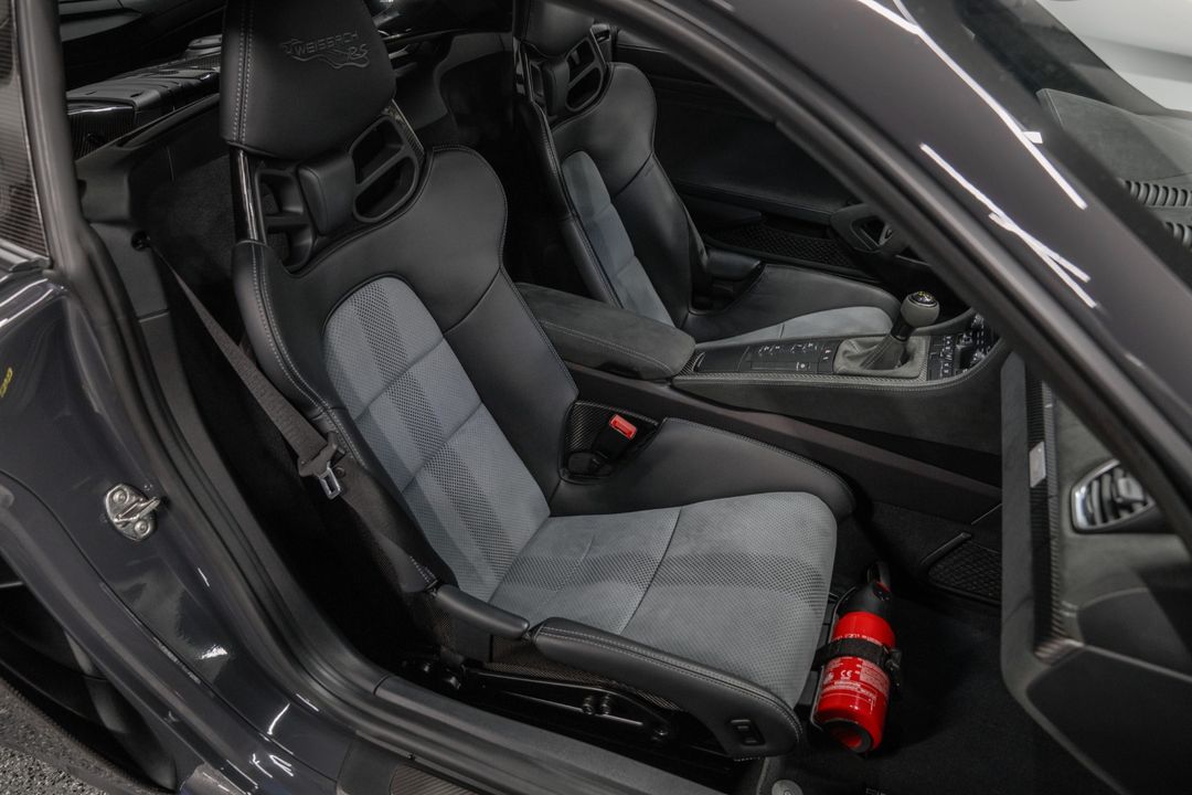 2023 Porsche 718 Cayman