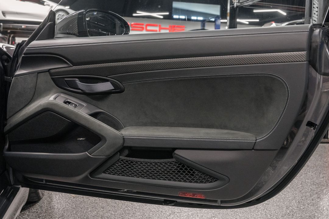 2023 Porsche 718 Cayman