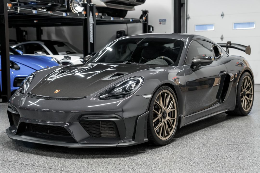 2023 Porsche 718 Cayman