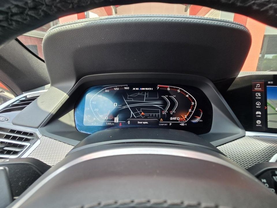 2022 BMW X6