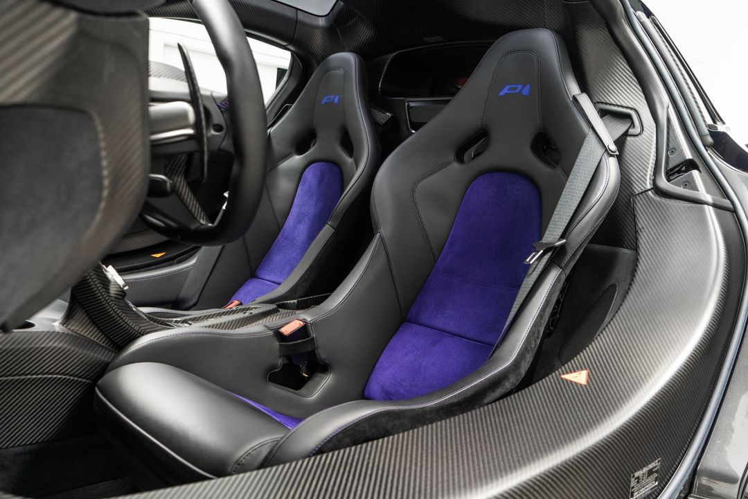 2015 McLaren P1