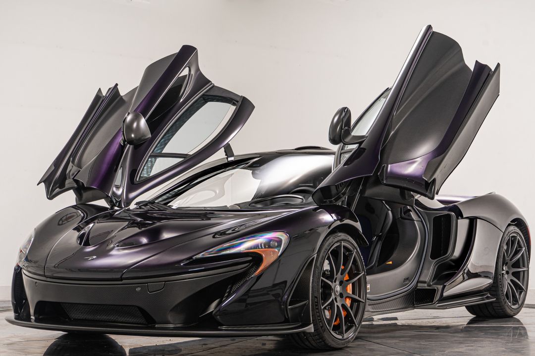 2015 McLaren P1