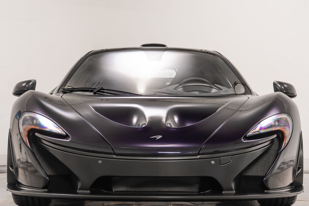 2015 McLaren P1