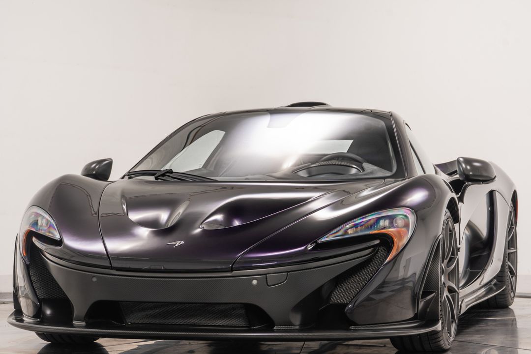 2015 McLaren P1