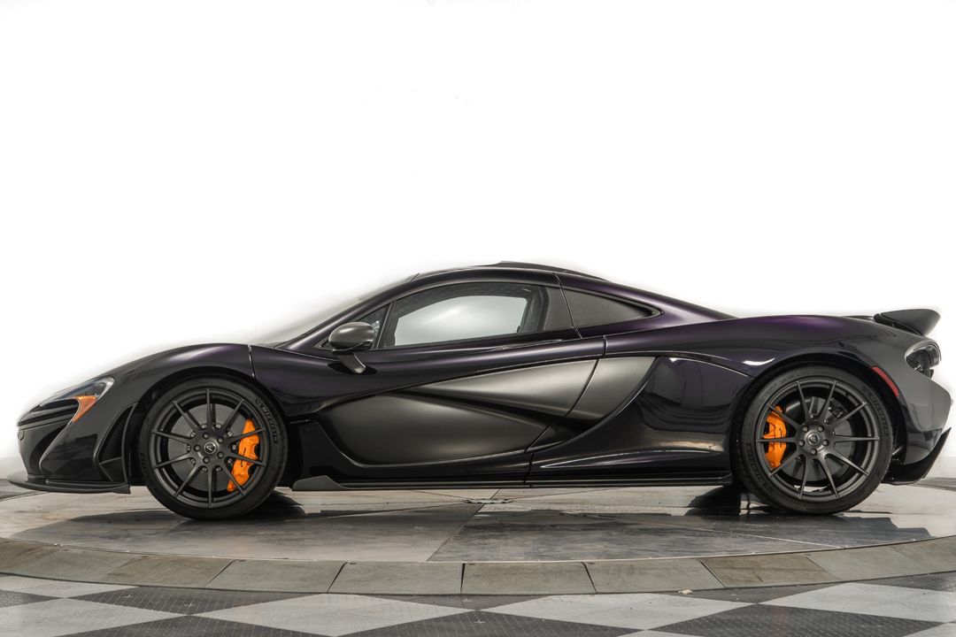2015 McLaren P1