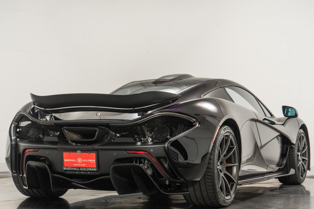 2015 McLaren P1
