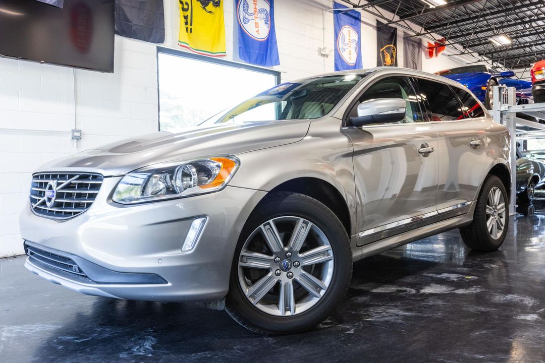 2016 Volvo XC60