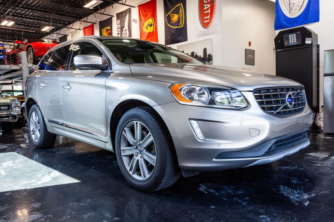 2016 Volvo XC60