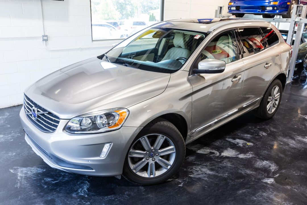2016 Volvo XC60