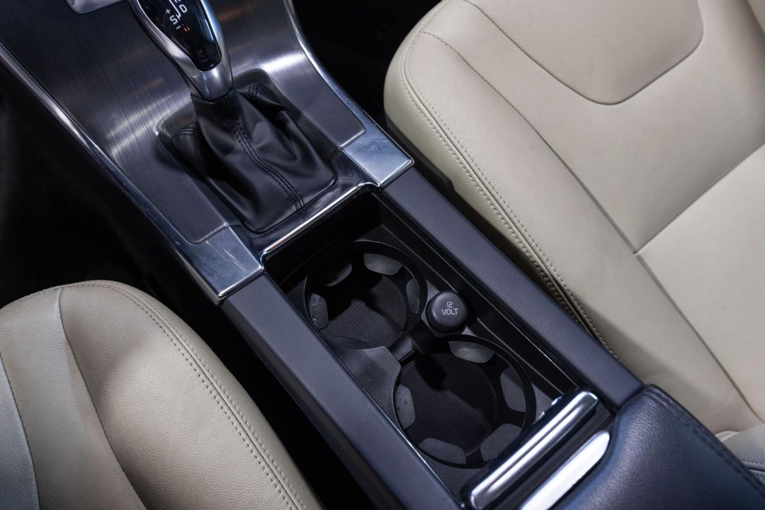 2016 Volvo XC60