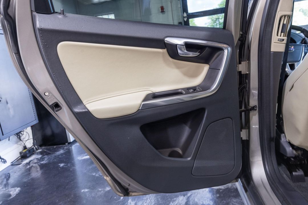 2016 Volvo XC60
