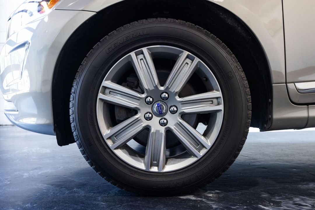 2016 Volvo XC60