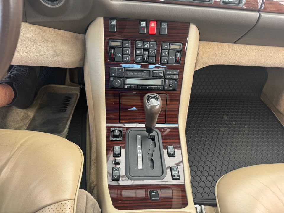 1995 Mercedes-Benz S-Class