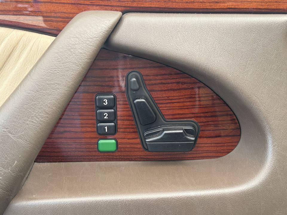 1995 Mercedes-Benz S-Class