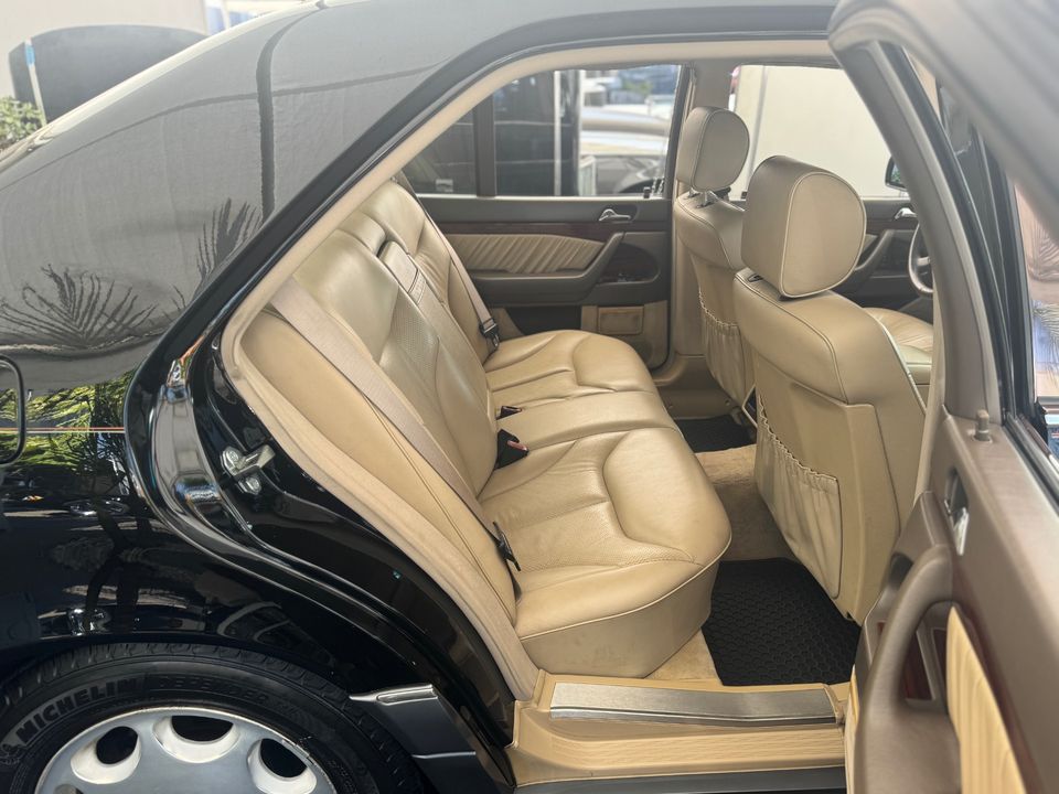 1995 Mercedes-Benz S-Class
