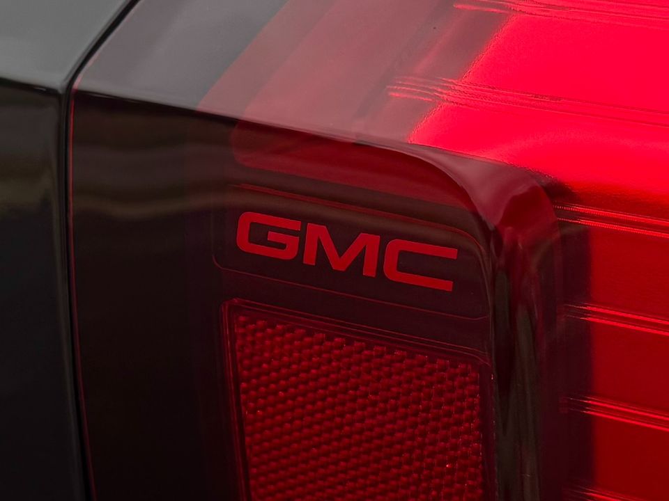 2025 GMC Yukon
