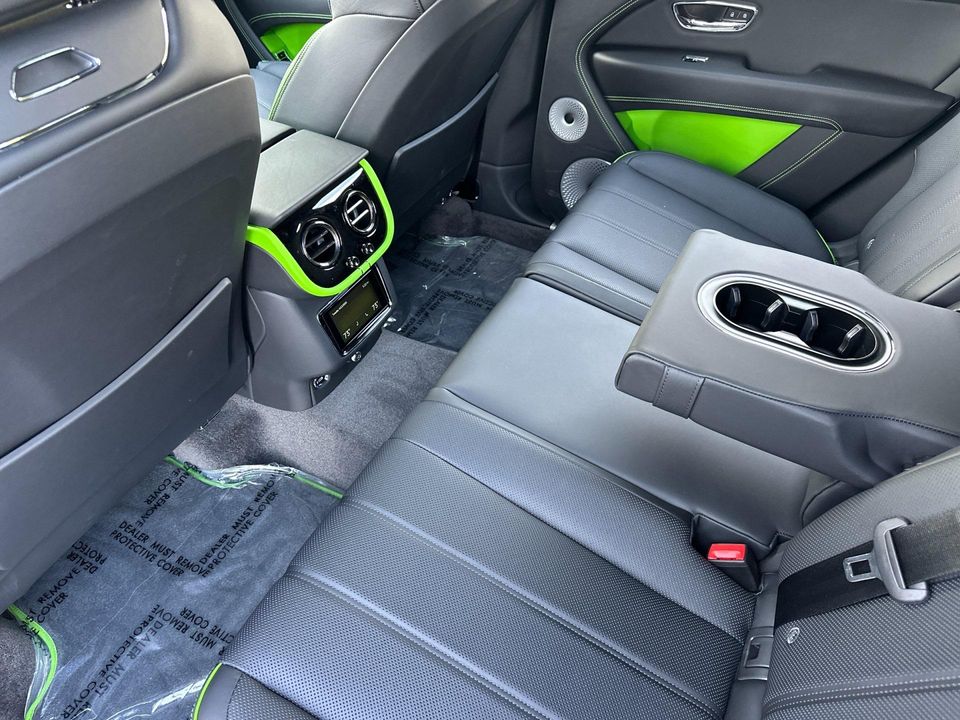 2025 Bentley Bentayga
