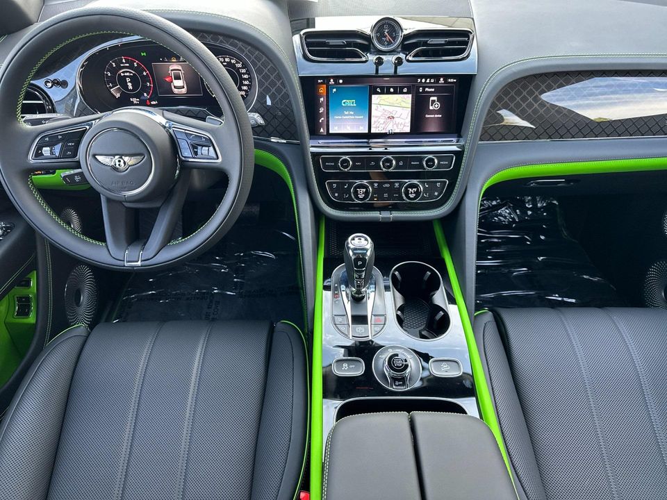 2025 Bentley Bentayga