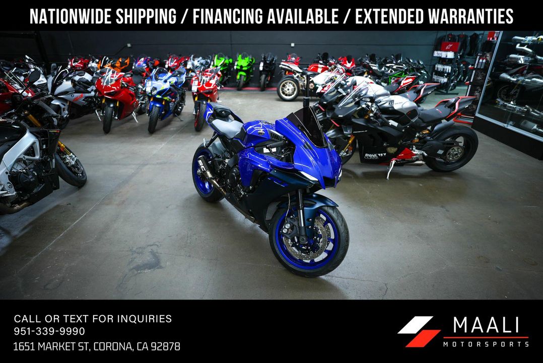 2023 Yamaha YZF-R1