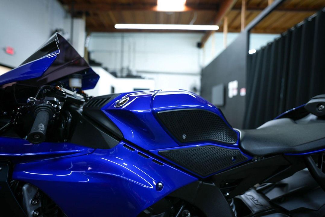 2023 Yamaha YZF-R1
