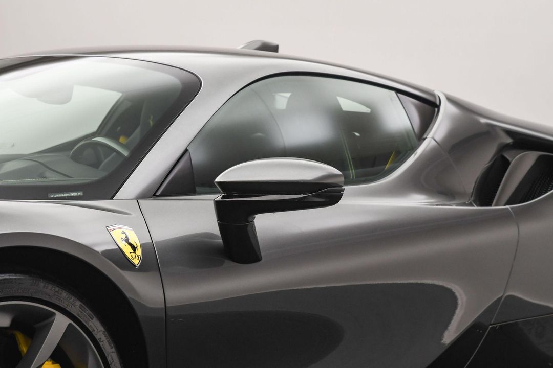 2022 Ferrari SF90 Stradale