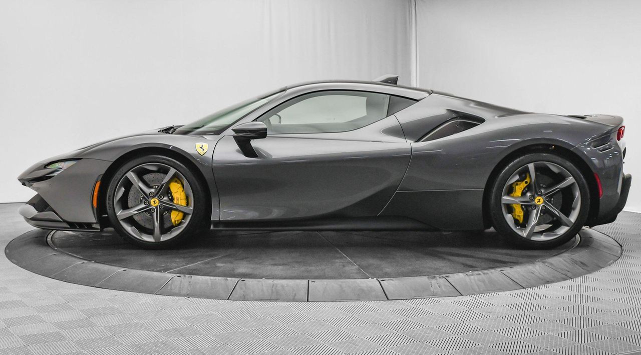 2022 Ferrari SF90 Stradale