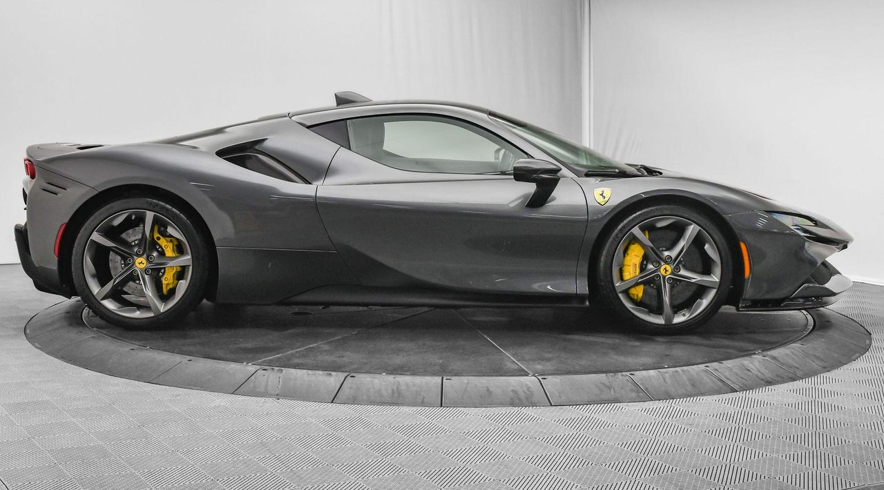 2022 Ferrari SF90 Stradale
