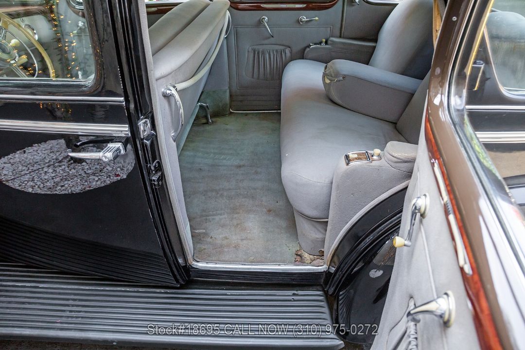 1940 Buick Limited Model 81 Touring
