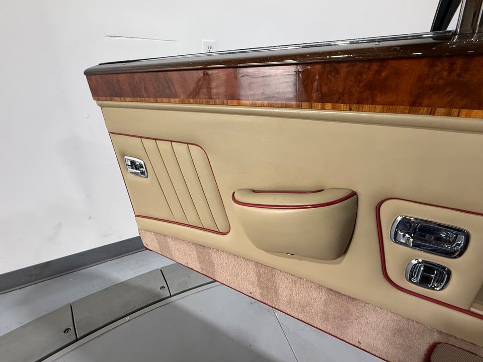 1988 ROLLS-ROYCE CORNICHE II