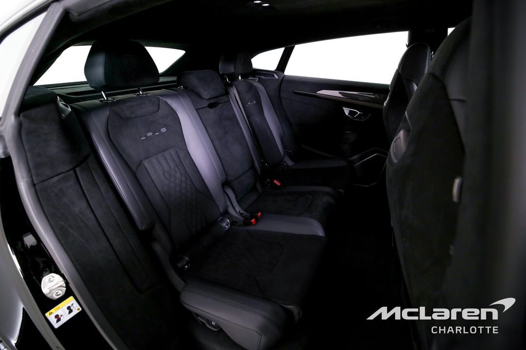 2024 Lamborghini Urus