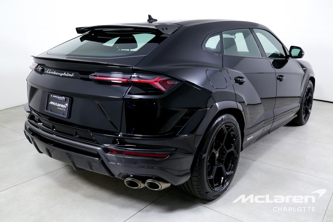 2024 Lamborghini Urus