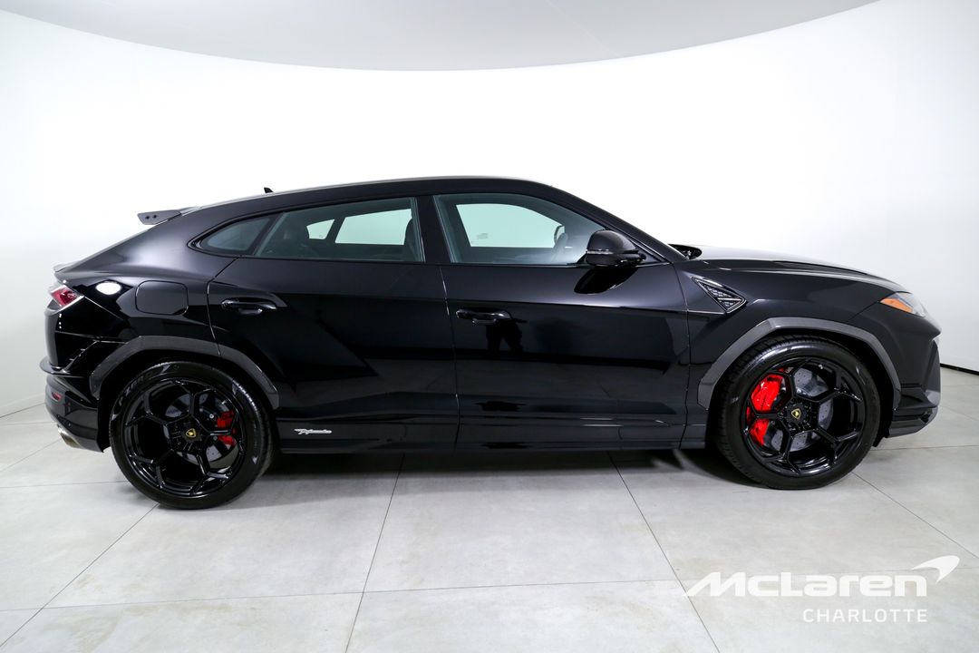 2024 Lamborghini Urus