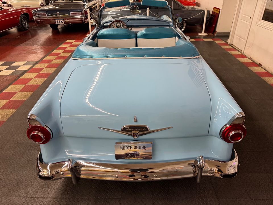1956 Ford Fairlane