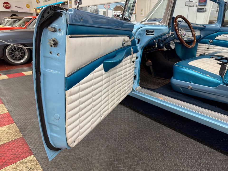 1956 Ford Fairlane