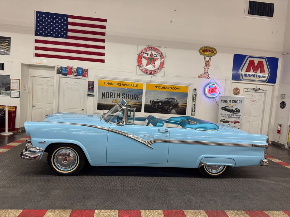 1956 Ford Fairlane