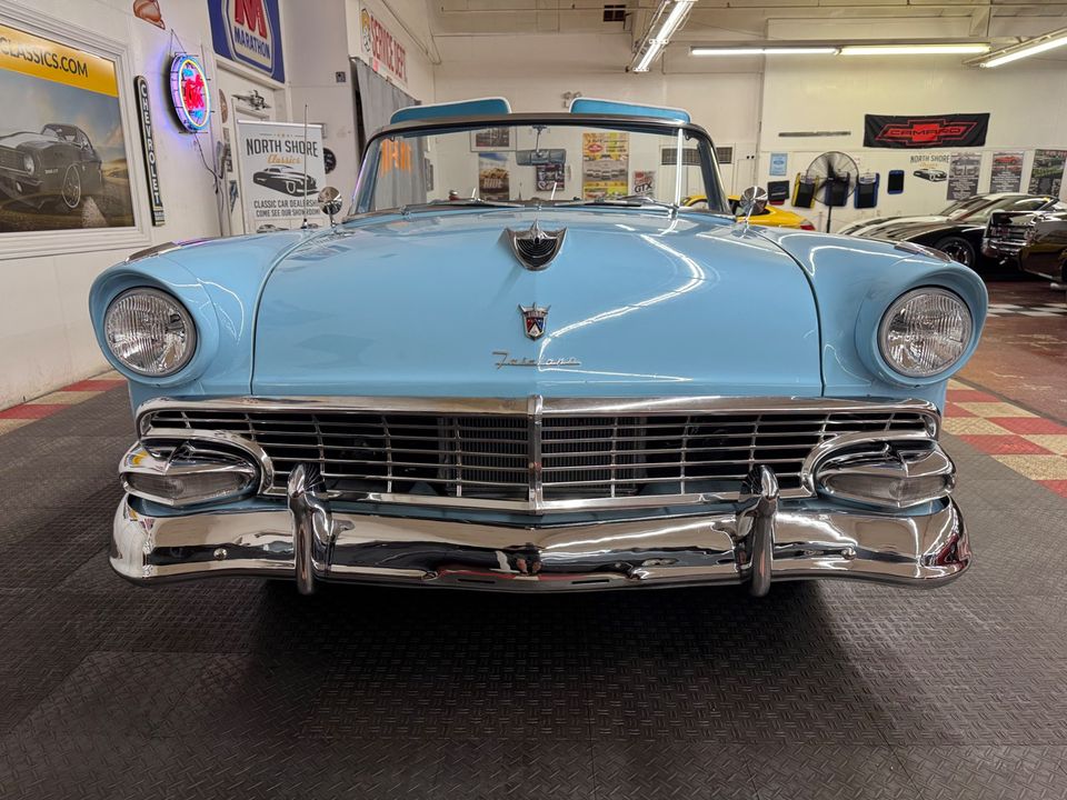 1956 Ford Fairlane