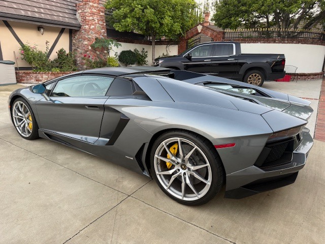 2014 Lamborghini Aventador