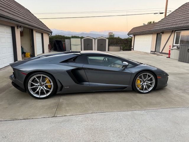 2014 Lamborghini Aventador