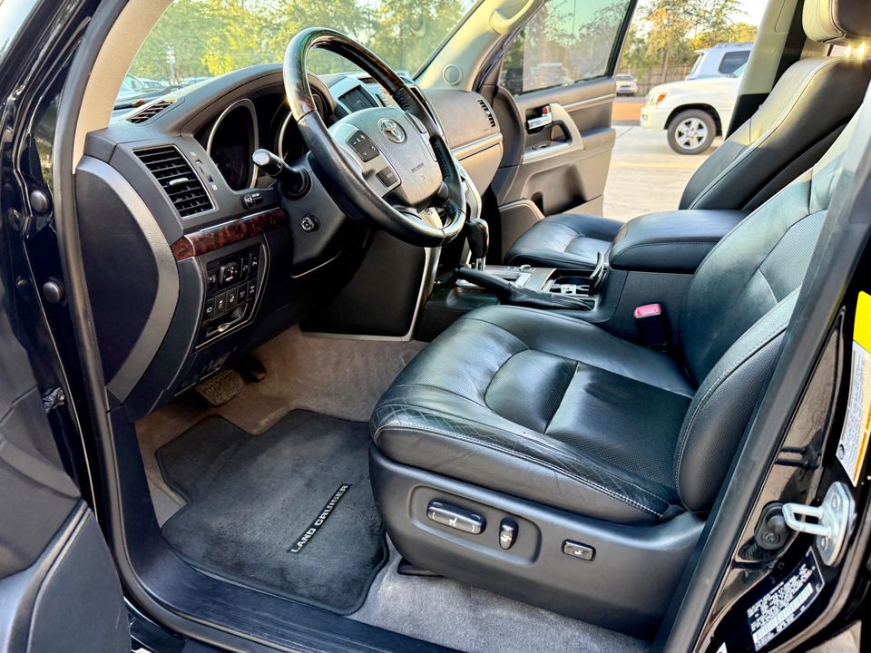2013 Toyota Land Cruiser 200 SERIES EXCEPTIONAL