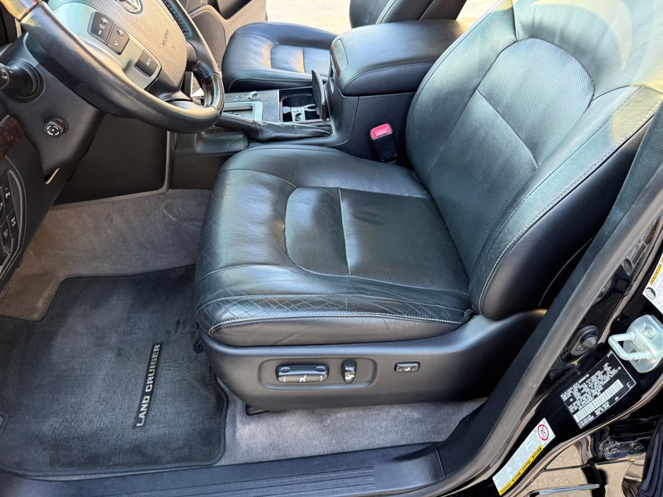 2013 Toyota Land Cruiser 200 SERIES EXCEPTIONAL