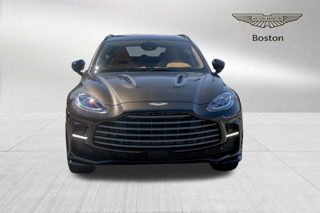 2026 Aston Martin DBX