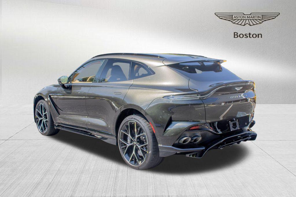 2026 Aston Martin DBX