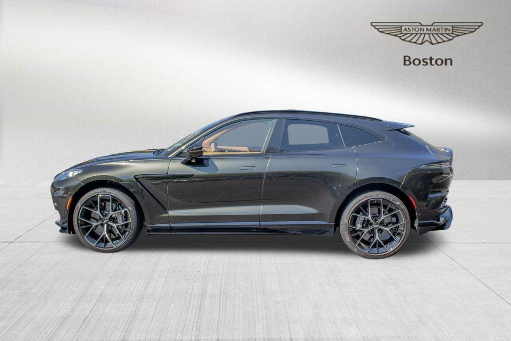 2026 Aston Martin DBX