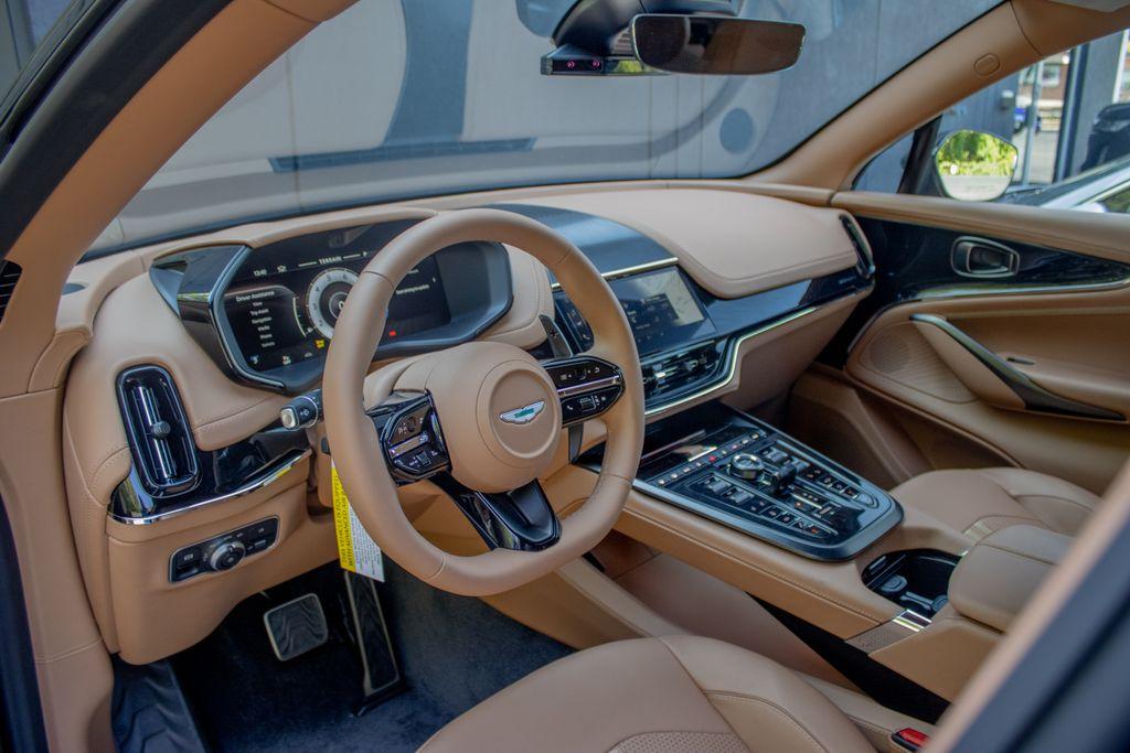 2026 Aston Martin DBX
